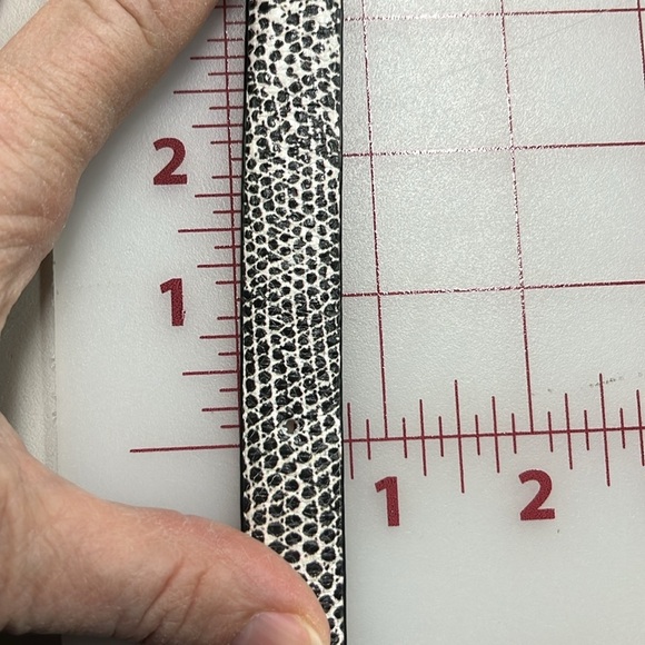 TALBOTS Reptile/Snakeskin Office/Urban B/W Leather Belt Gold Rectangle Buckle M - Picture 10 of 10